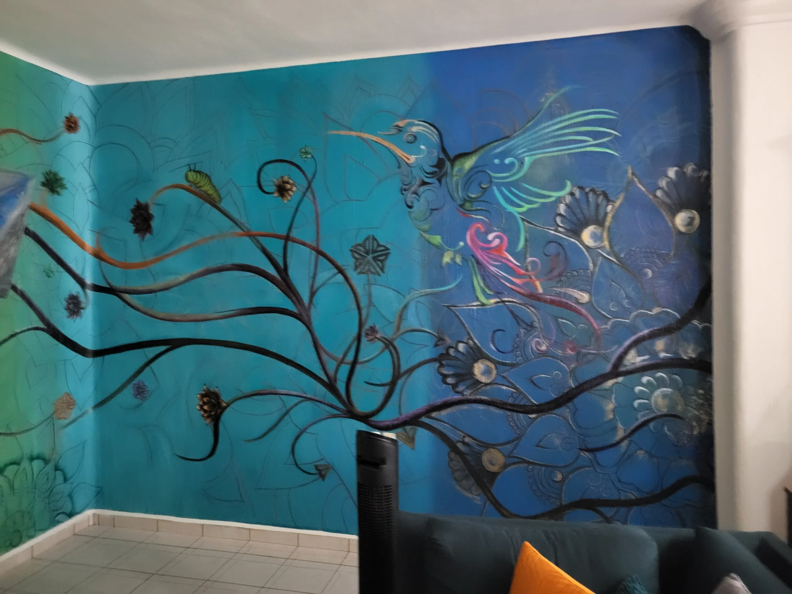 Colibrí mural, view 3